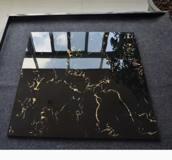 Dubai Building Decoration 600X600mm Ceramics Wear Resistant Black Gold Marble Floor Tile