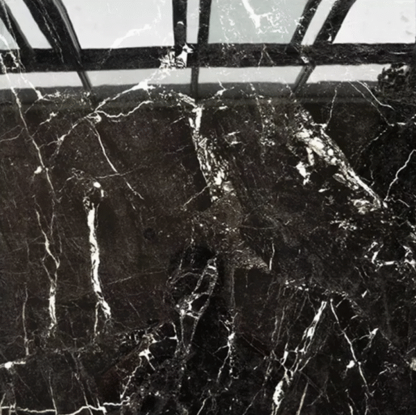 Dubai Building Decoration 600X600mm Ceramics Wear Resistant Black Gold Marble Floor Tile