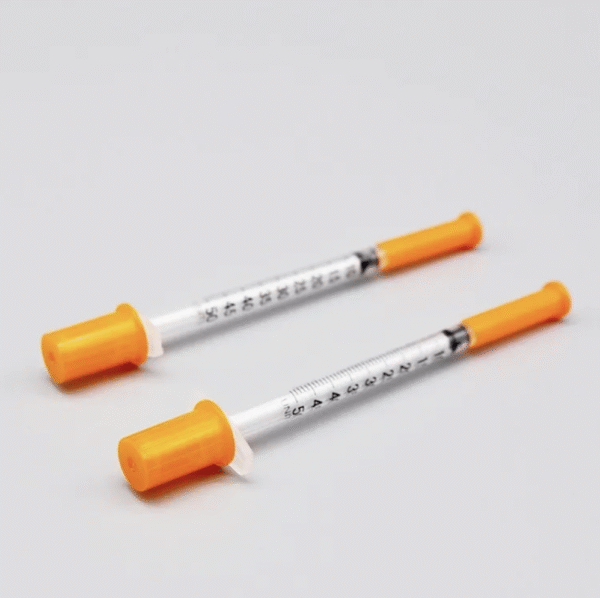 Disposable CE ISO FDA 0.3ml/0.5ml/1ml Insulin Syringe with Fixed Needle