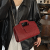 Style name: handbag