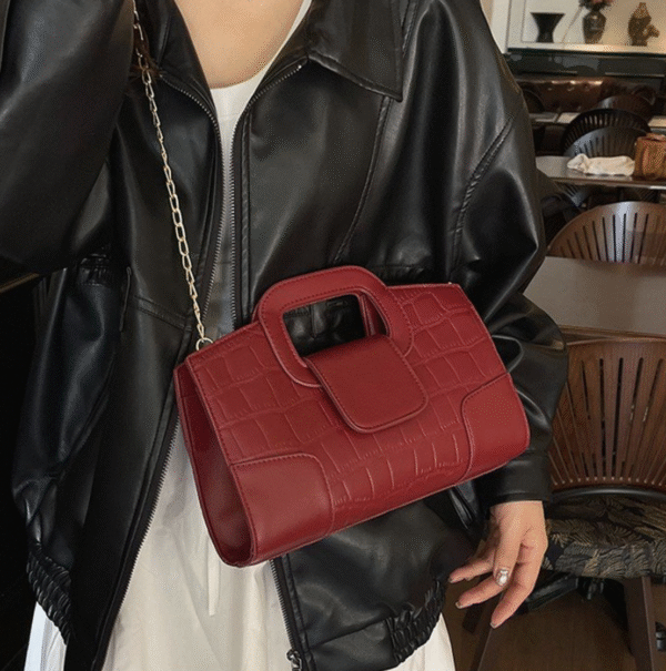 Style name: handbag