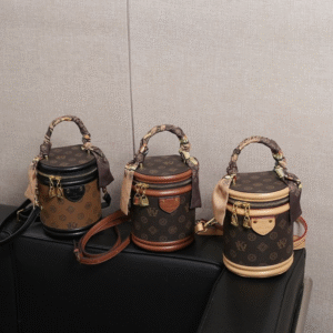Style name : Bucket bag