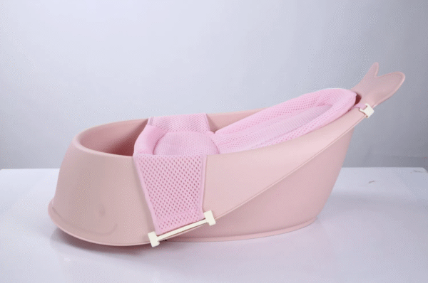 Whale Shape Design Baby Bathtub Made of New PP Non-Toxic with Hook