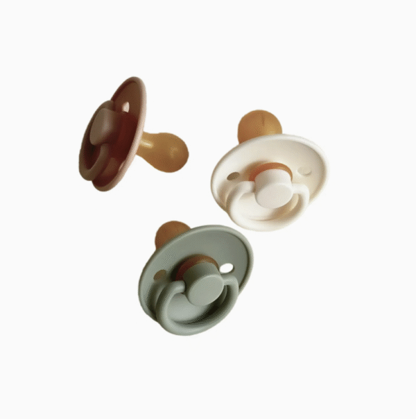 Eco-Friendly Green Baby Pacifier BPA Free Latex Soother