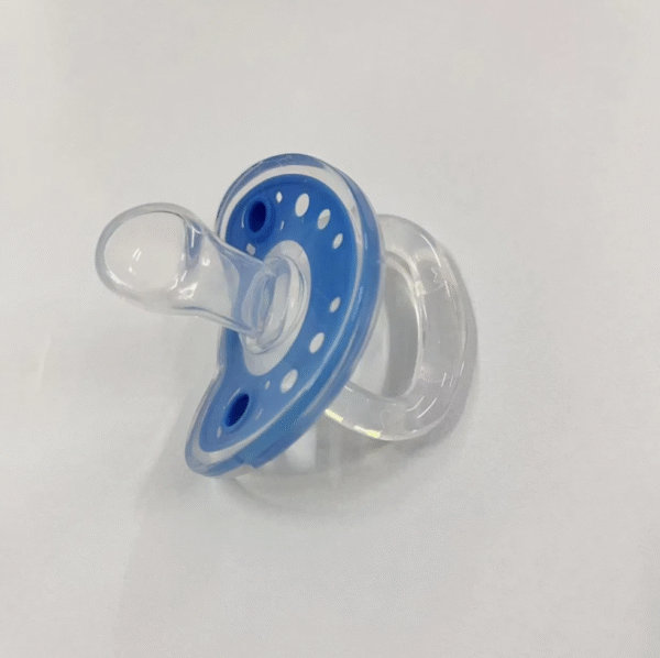 Liquid Silicone Soothing Baby Toy Baby Pacifier with Cover