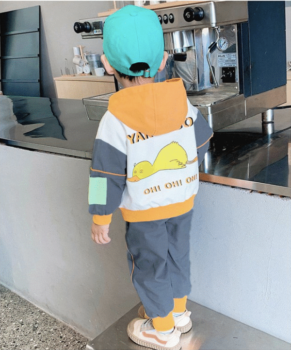 Duck hooded three-piece suit