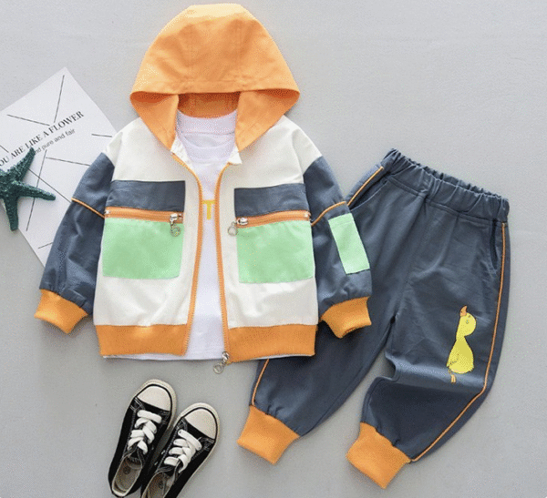 Duck hooded three-piece suit